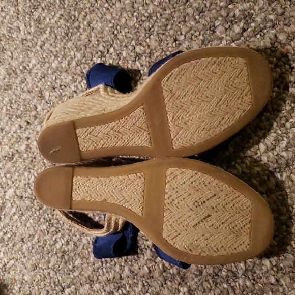 **BRAND NEW** Nine West Vintage America Collection 4 inch Wedges Size 6 1/2 US - Picture 6 of 6